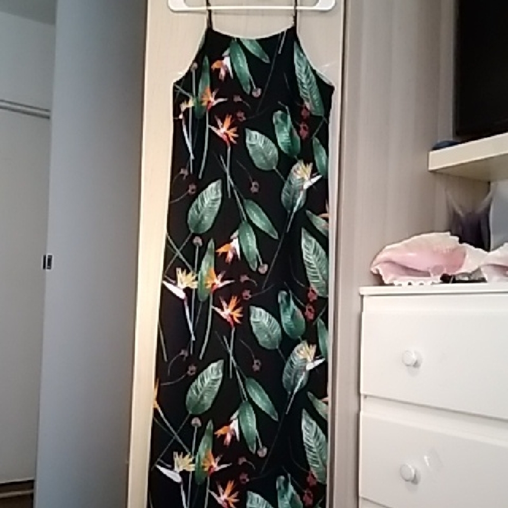 Dalia Maxi Dress  Sz 4